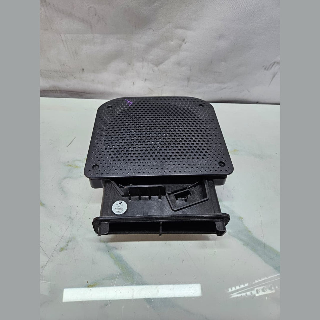 BMW 2 SERIES F45 218i FRONT RIGHT SIDE UNDER SEAT SUBWOOFER 9275996