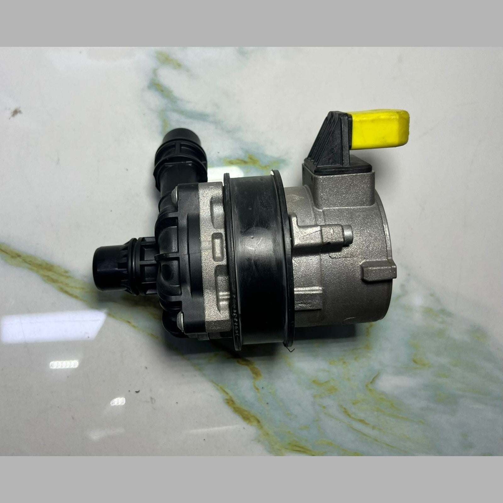 Mercedes-Benz W205 W177 W222 Water Pump Engine Cooling Coolant Pump A000 5003286