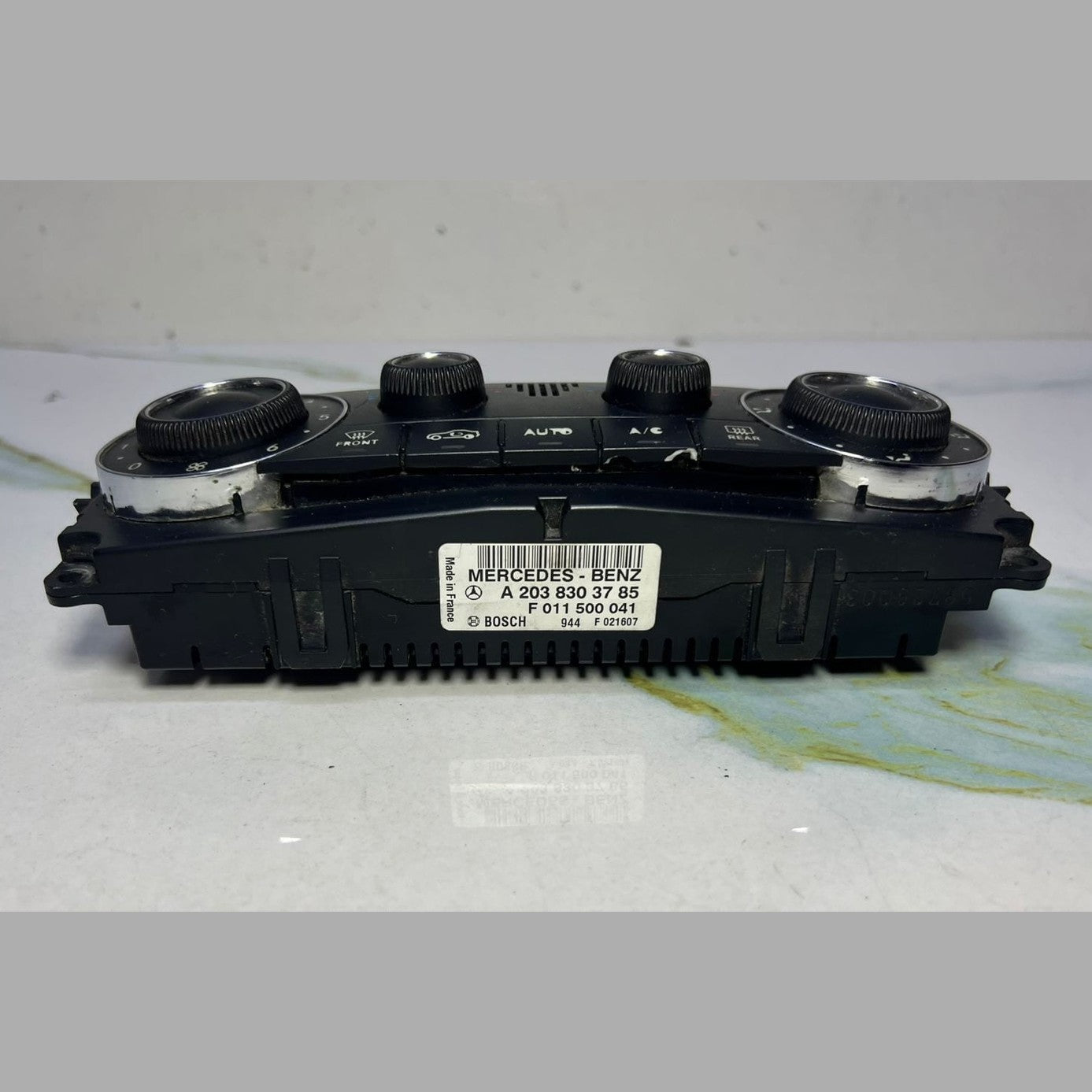 2004-2005 Mercedes-Benz C240 Climate Control Unit A2038303785 C-Class W203