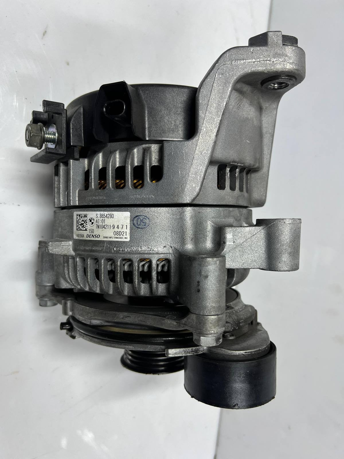 BMW Alternator 8654280