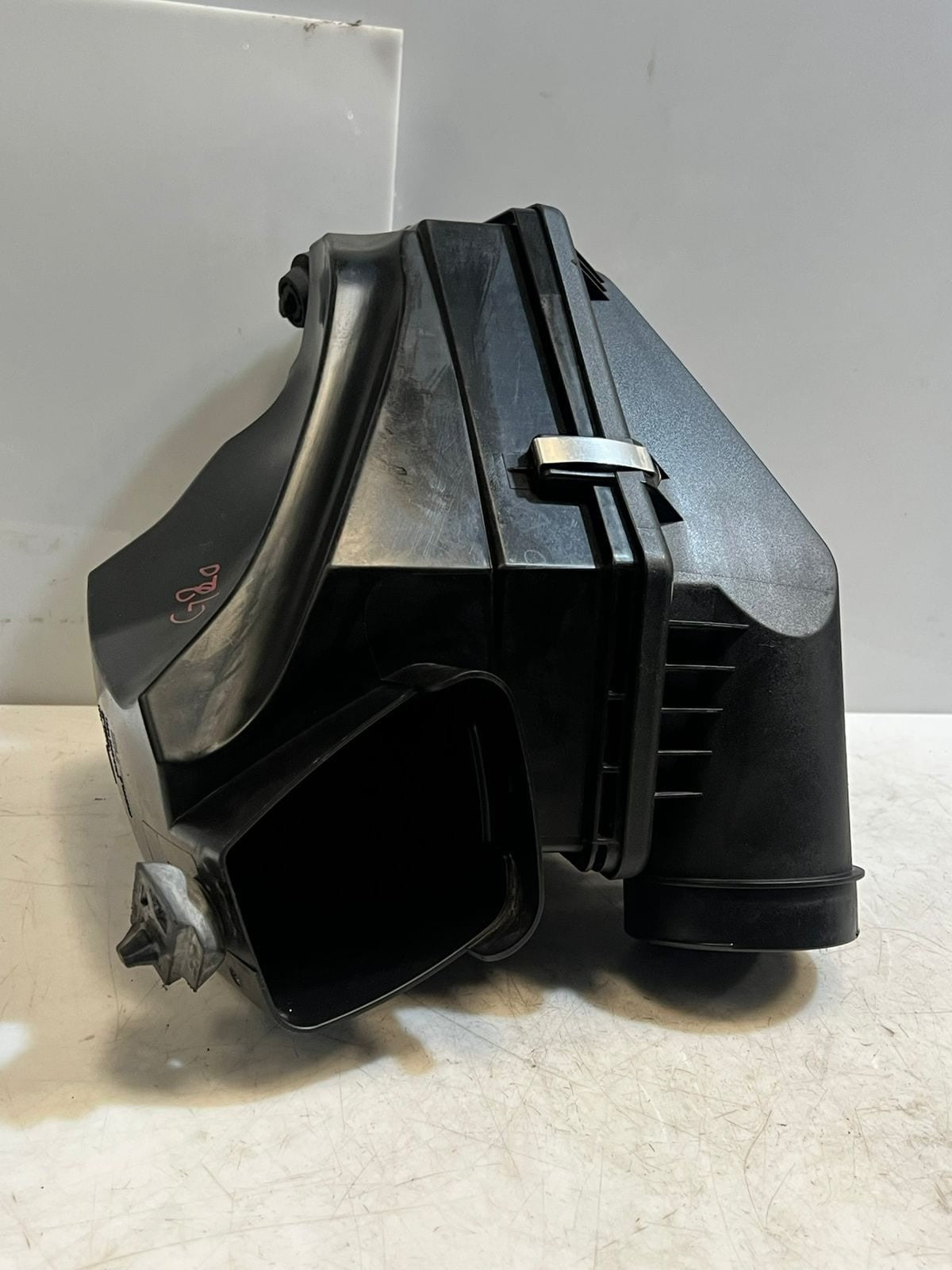 2019 BMW 330i 3 Series G20 G21 G22 G26 G42 Air Filter HOUSING INTAKE Box 8580426