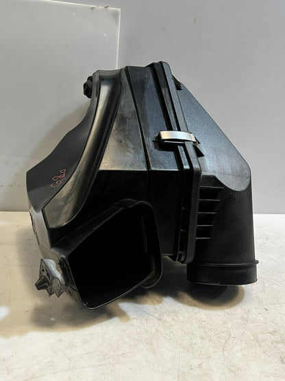 2019 BMW 330i 3 Series G20 G21 G22 G26 G42 Air Filter HOUSING INTAKE Box 8580426