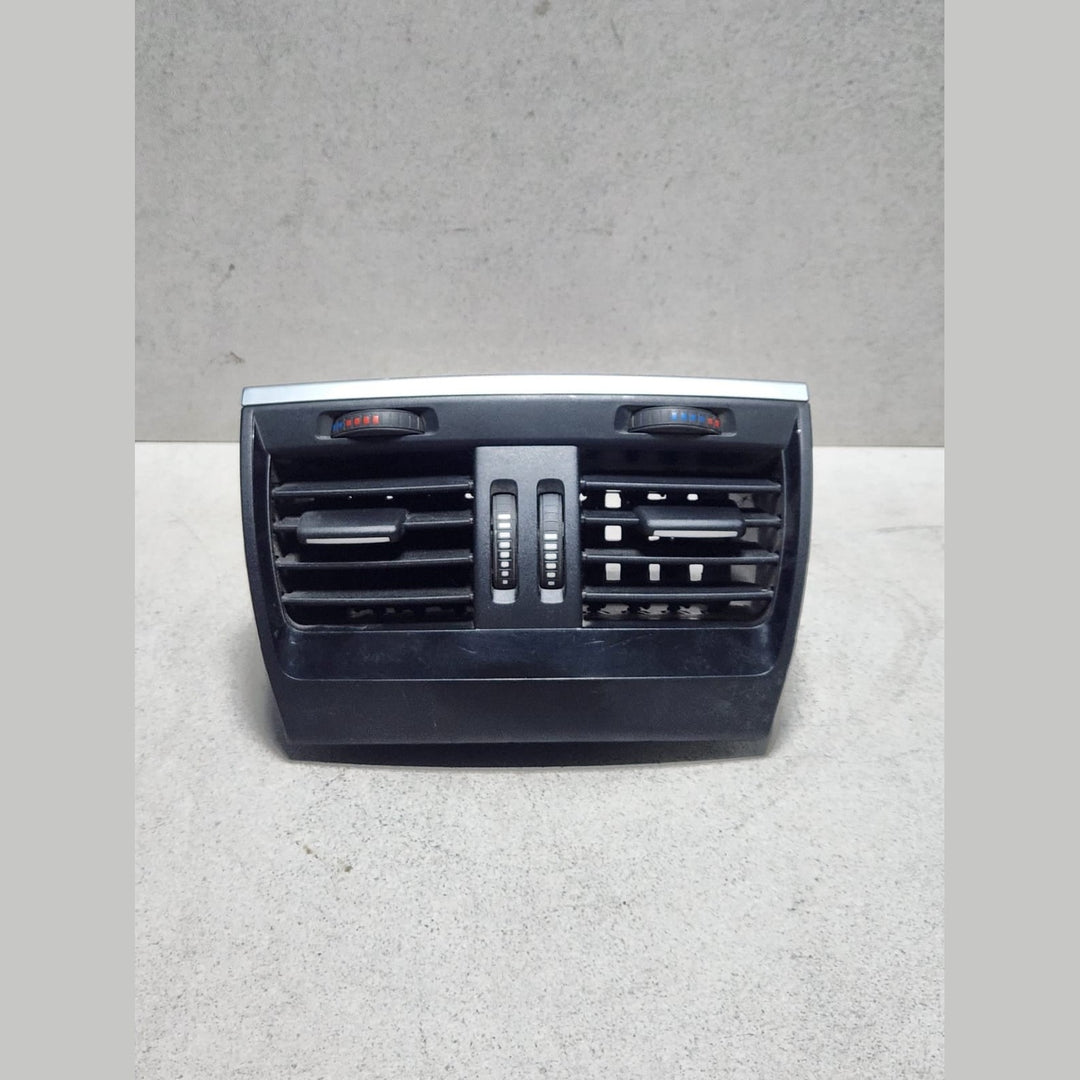 2014-2018 BMW X5 Rear Center Console Air Vent Grille 9252013 X5 F15 and X6 F16