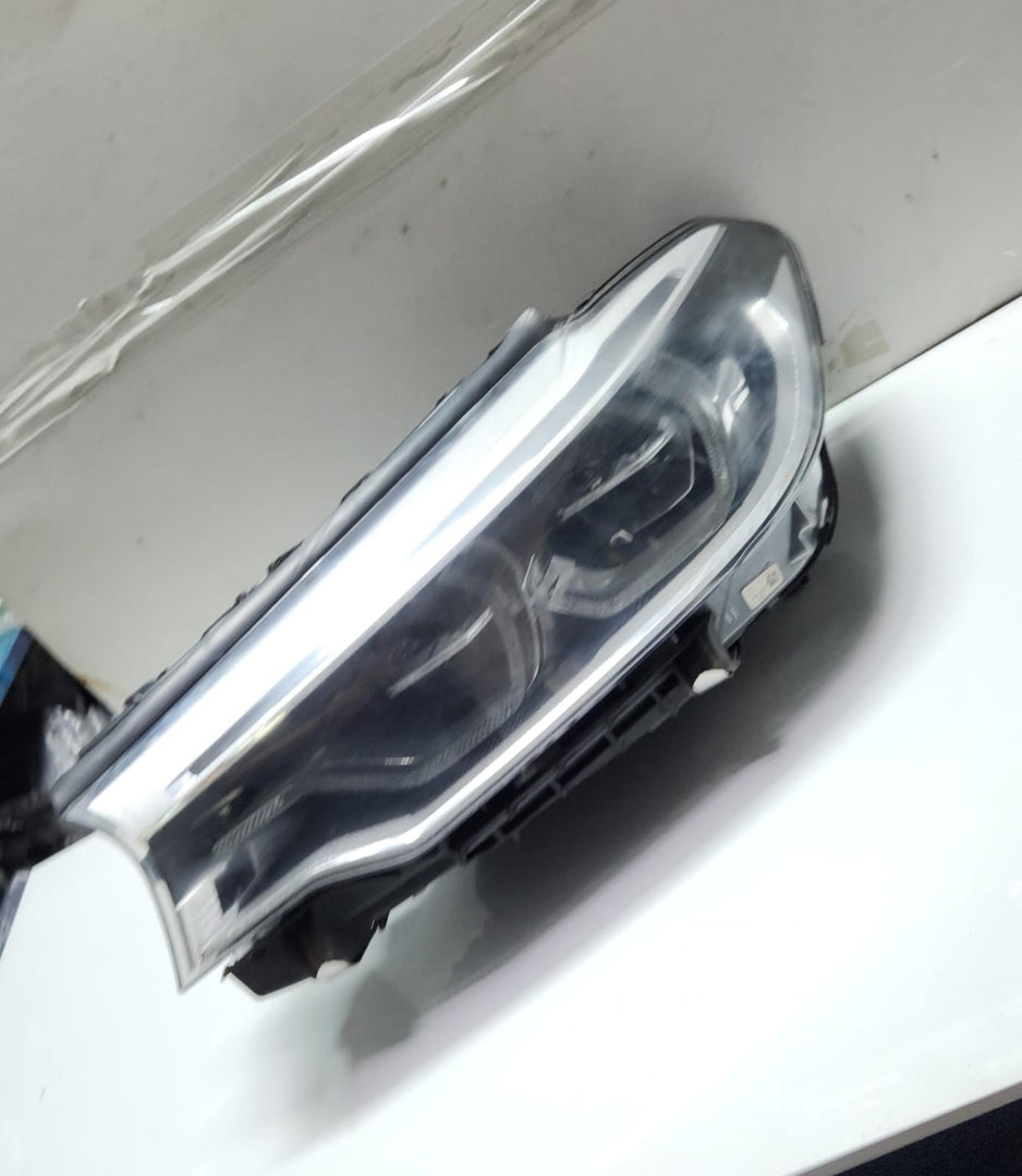 2017-2020 BMW 530i Adaptive LED Headlight 7439195 5 Series G30 G31 F90 OEM LHS 
