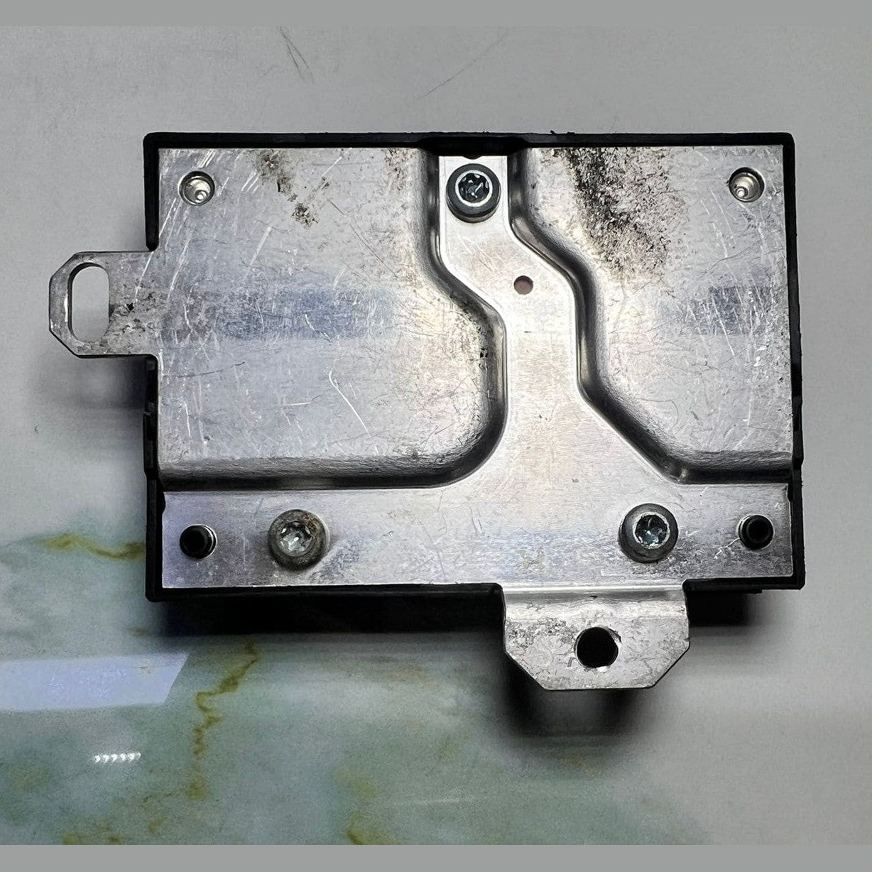 2007-2011 Mercedes-Benz CLS63 AMG Fuel Pump Control Module A0355400145 E63 W218