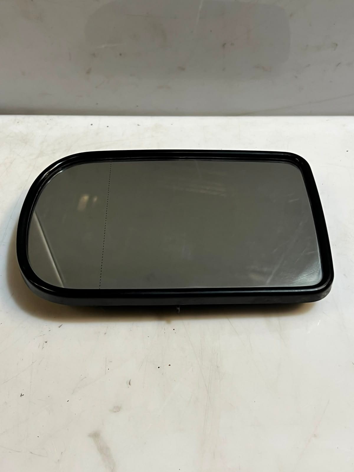 2001-2003 BMW 5' E39 530i LEFT Side View Mirror Glass 010371 OEM