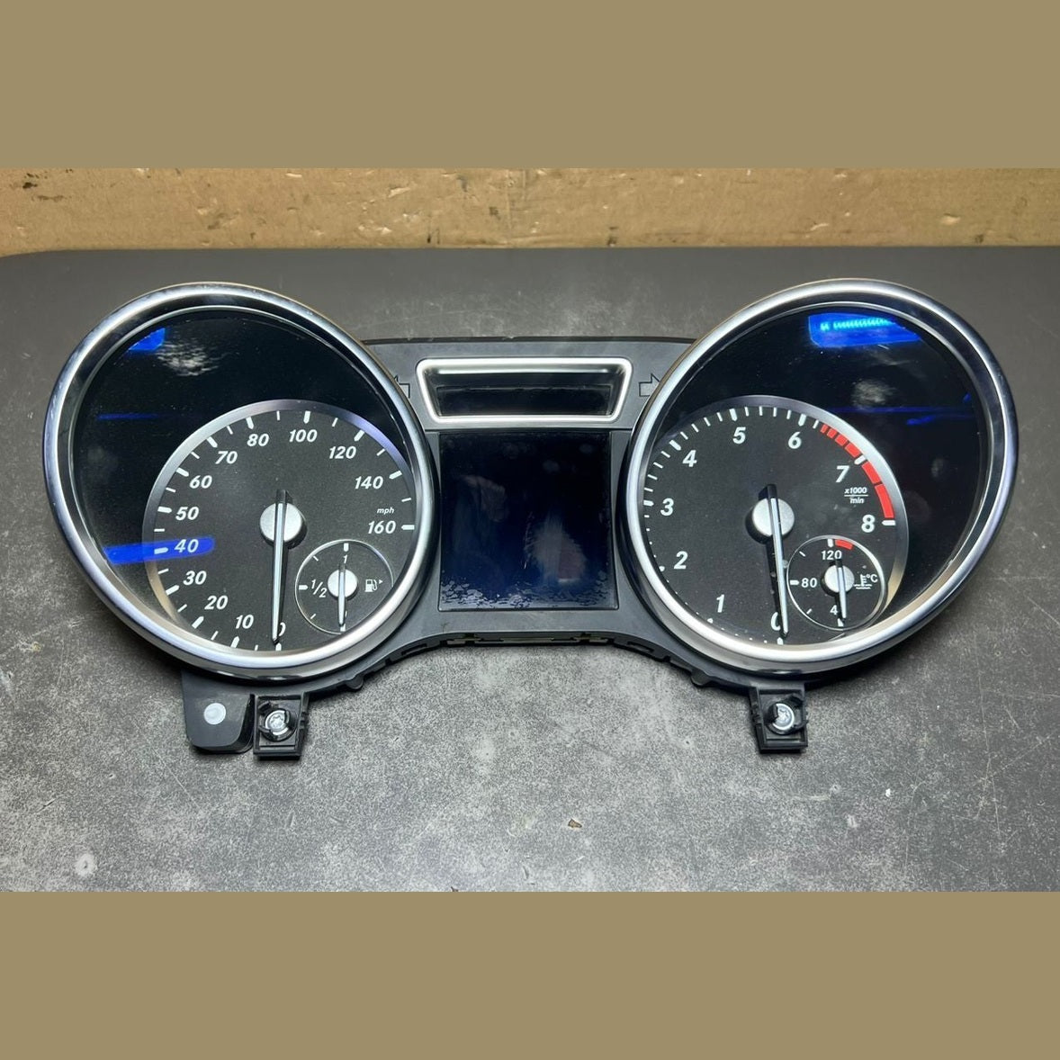2013-2016 Mercedes-Benz W166 GL Instrument Cluster Speedometer A166 9003106 OEM