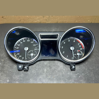 2013-2016 Mercedes-Benz W166 GL Instrument Cluster Speedometer A166 9003106 OEM