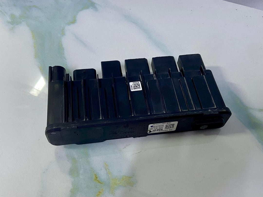 OEM BMW F31 F33 G21 G22 G23 G26 INTEGRATED POWER SUPPLY CONTROL MODULE 8638551