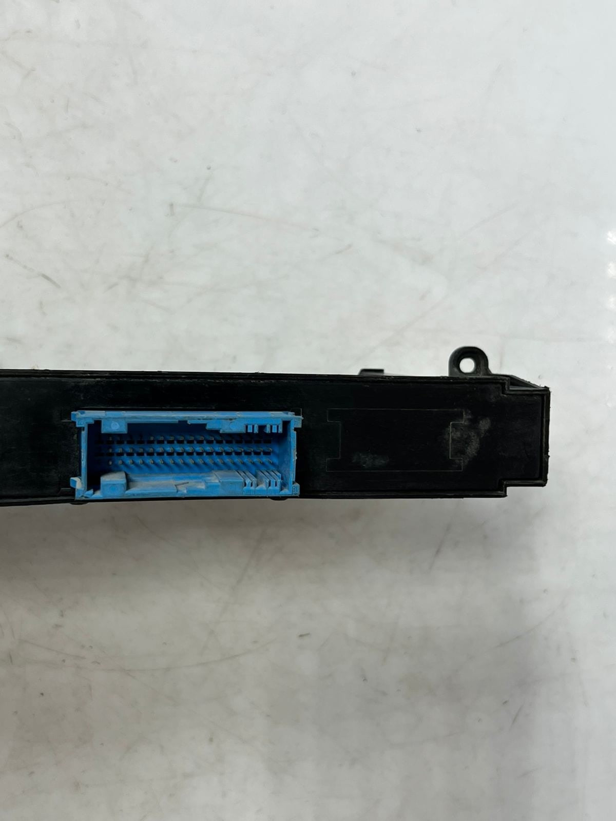 2007-2008 BMW 323i 320i E90 Body Control Module BCM 9177986 OEM