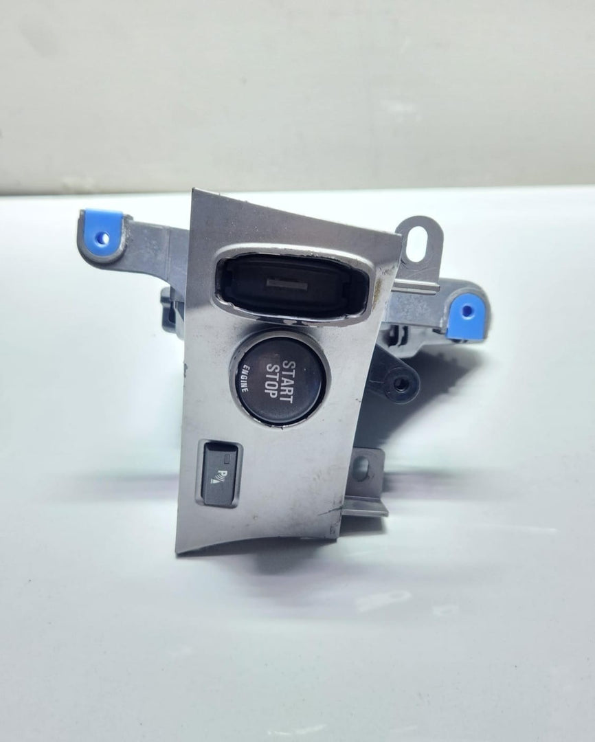 2003-2008 BMW 7 Series Ignition Lock 6972688 E65 E66 730d OEM
