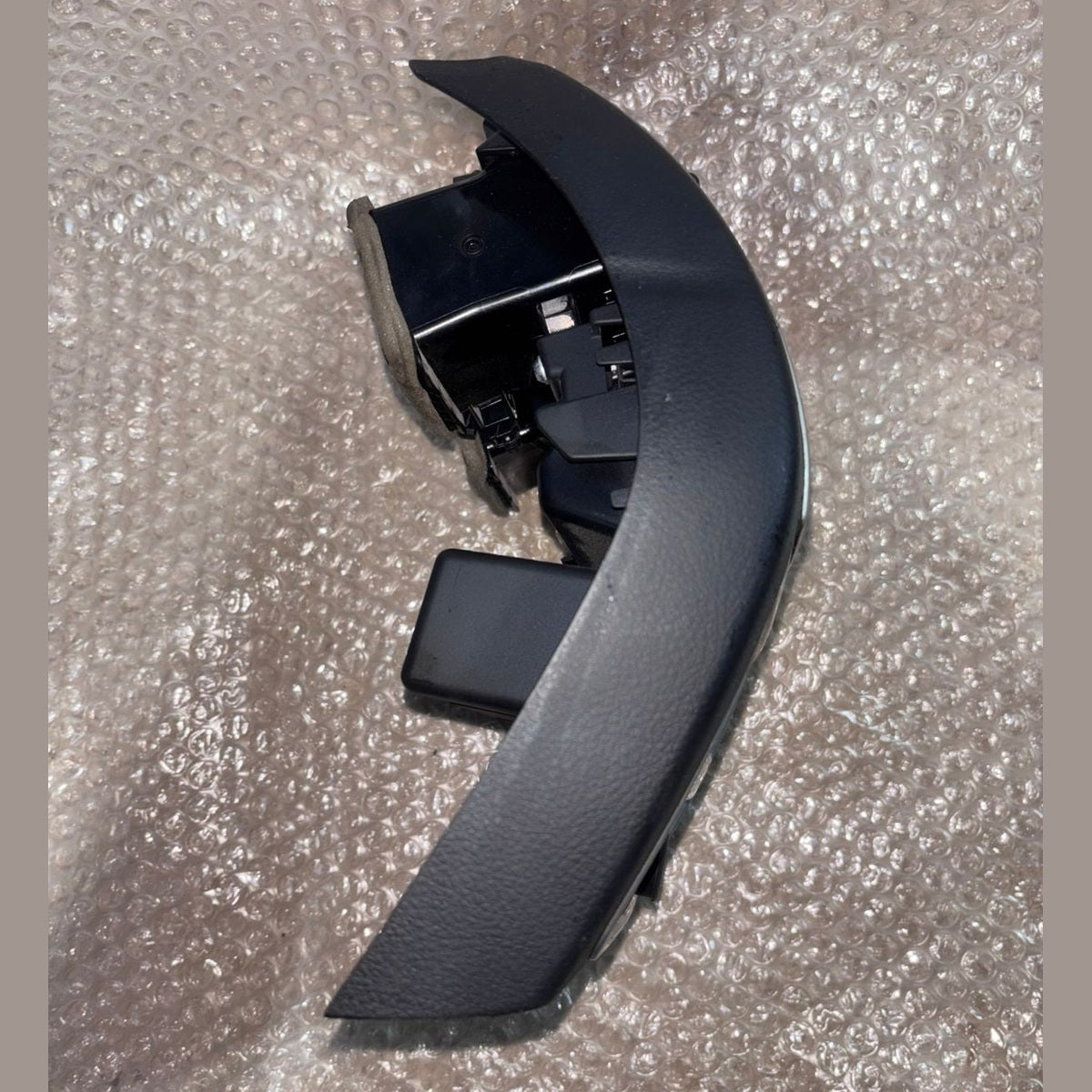 Bmw  F10 REAR Center Console Panel GRILL 9206664