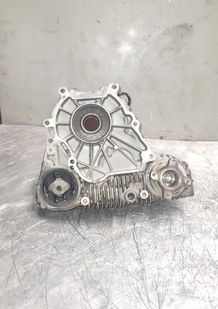 2007 BMW 328xi Transfer Case 7548666 E90 E92 E93 328xi and 335xi AWD model