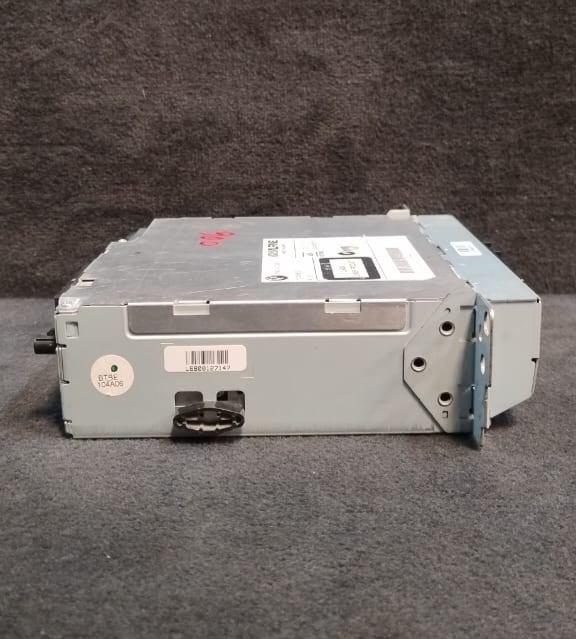 BMW F10 / F11 520D  N47D20C RADIO CD PLAYER AUDIO  TOURING AUTO - 9272006