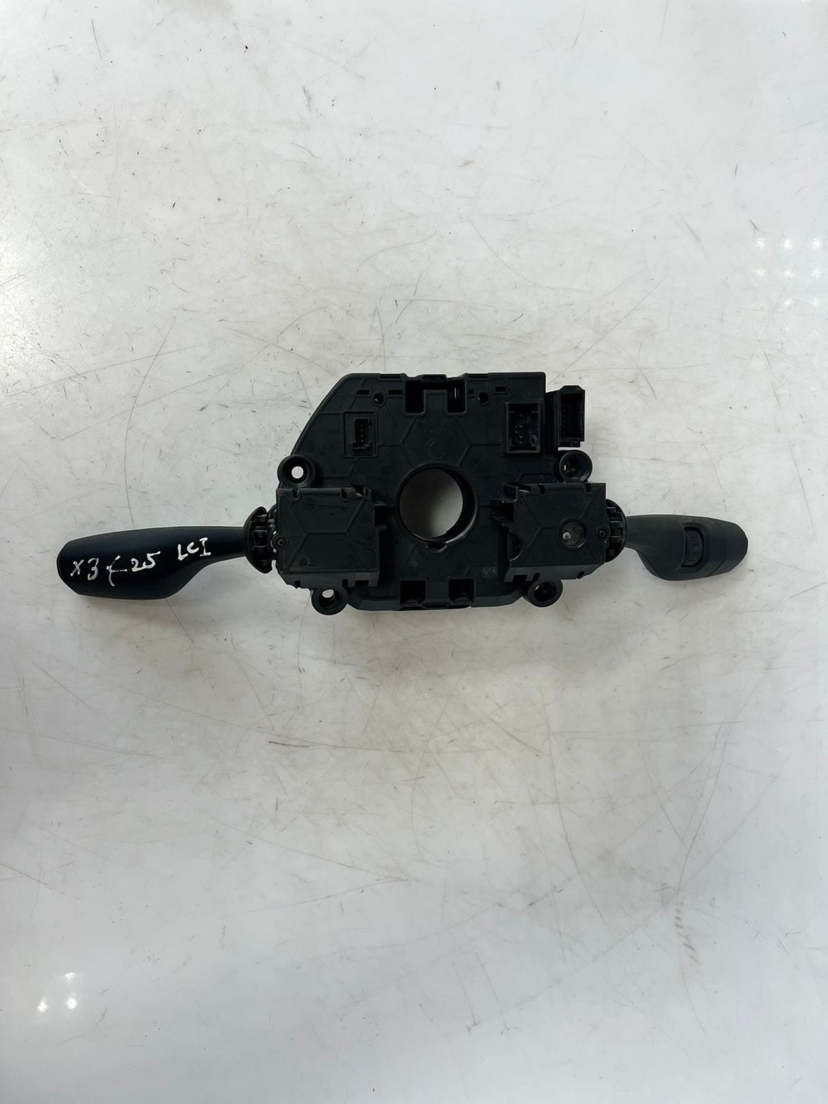 BMW F15 F25 F45 F46 F48 F49 F85 Steering Column Switch Cluster 9330563 OEM