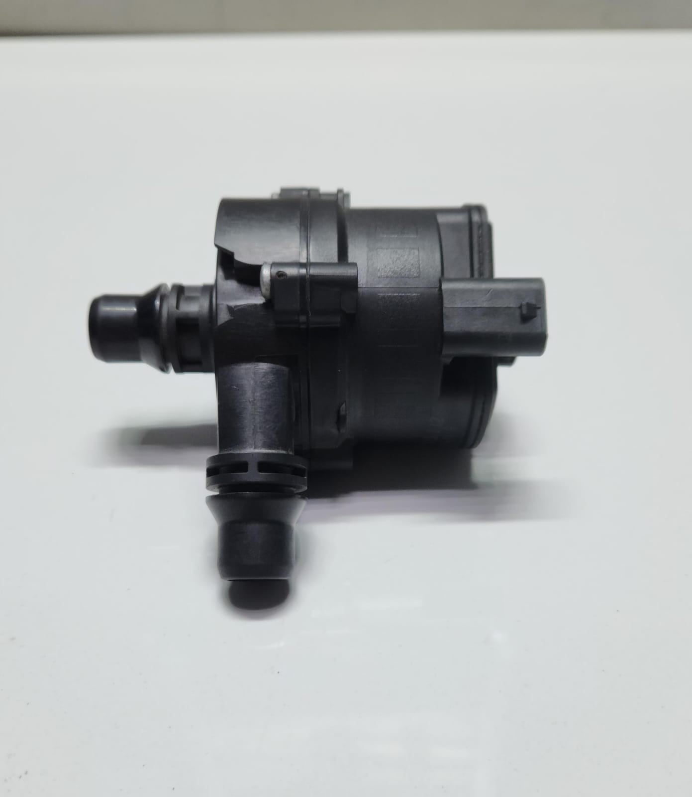 2016 BMW X3 Auxiliary Water Pump 7643949 3 Series F30 F31 F35 OEM