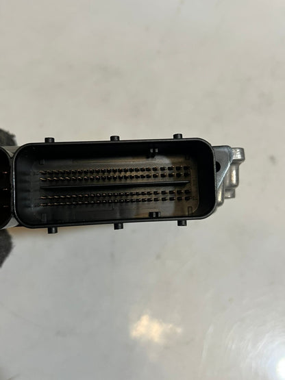 2010-2015 BMW X1 E84 N47 Engine Control Unit ECU SET DDE+ CAS3+ 1KEY 8506442