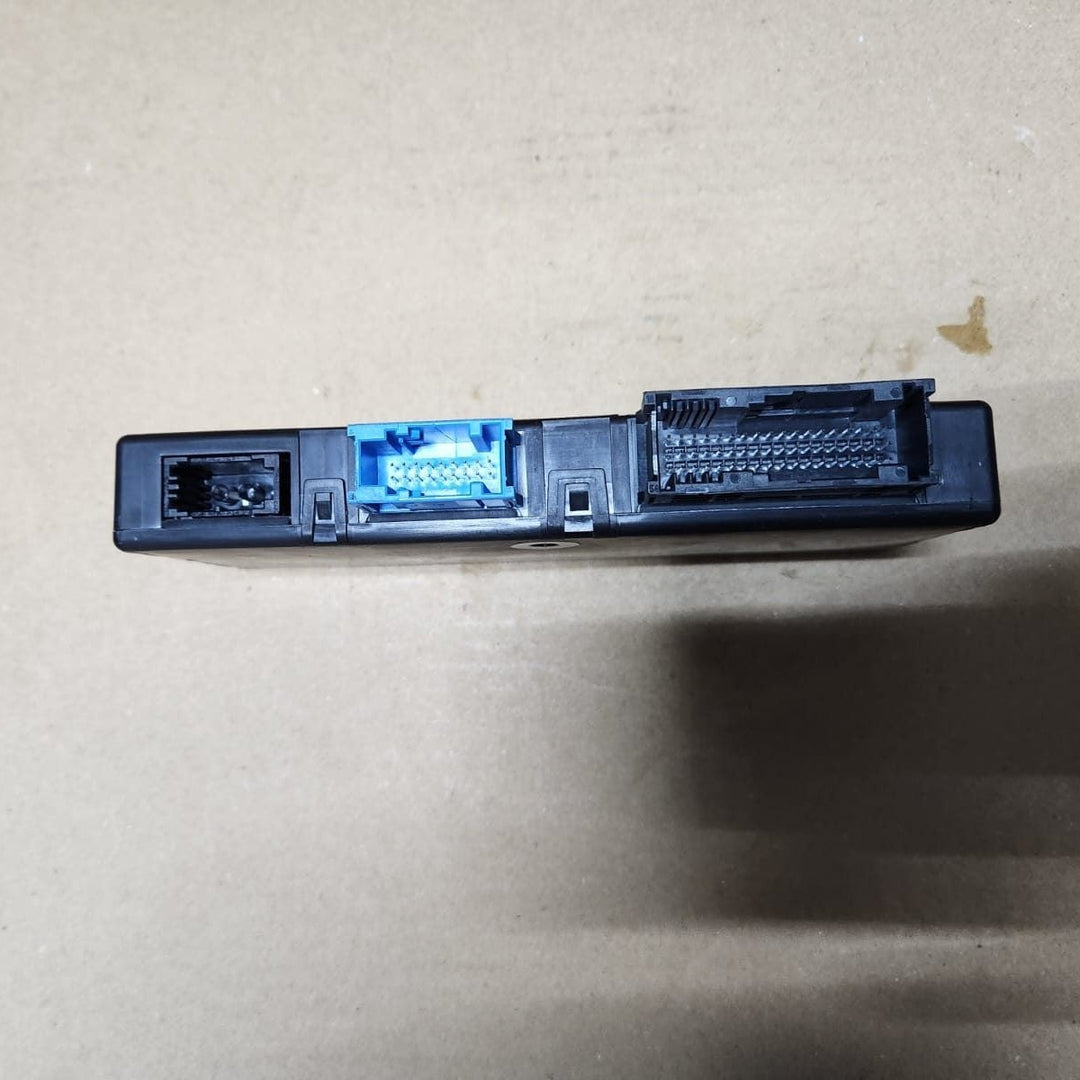 2009-2015 BMW 750i Central Gateway Control Module 9266407