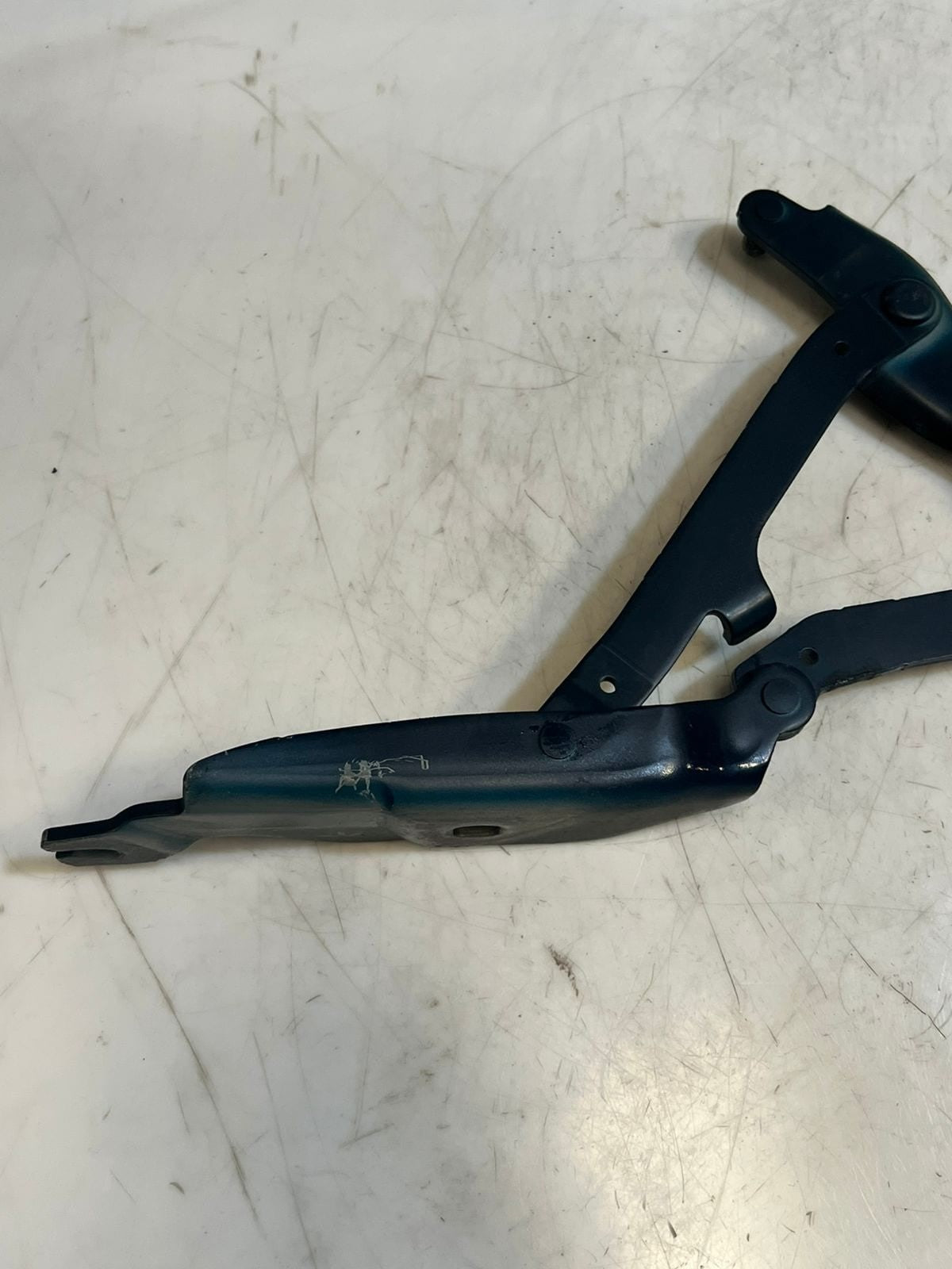 2009-2016 BMW Z4 E89 Engine Hood RIGHT Bonnet Hinge 7191512 OEM