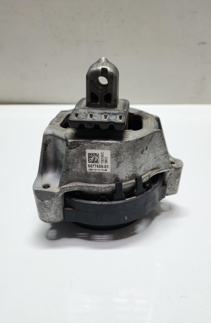 2019 BMW X3 Engine Mount 6877659 X3 G01 OEM