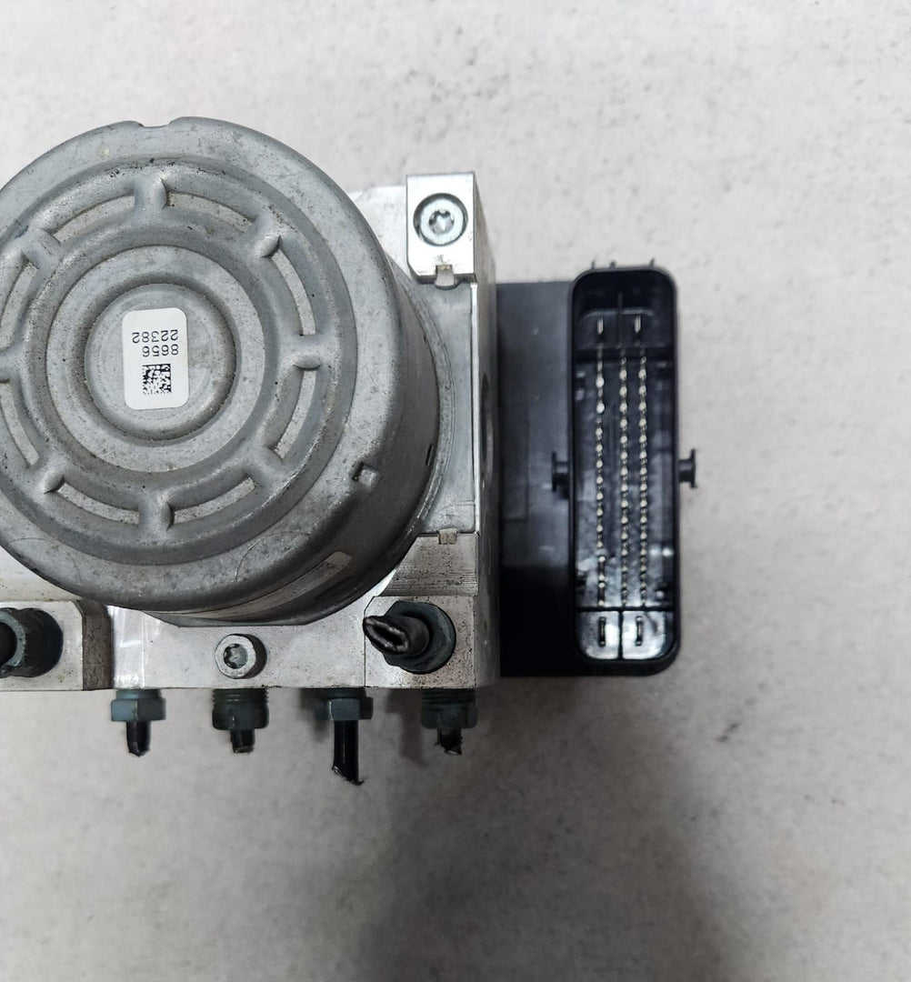 2018-2020 BMW X2 Anti Lock Brake Pump Controller 6893712 X2 and BMW X1 F48
