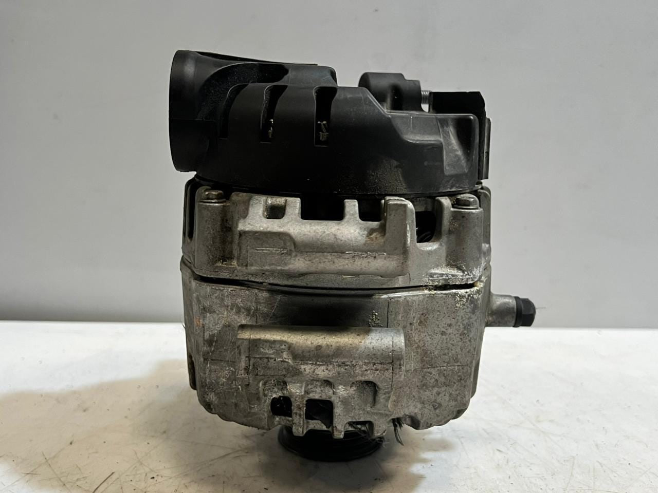 BMW 750i B7 XB7 X5 M850i M550i G14 N63 B44 G11 Alternator GENERATOR 8611280 OEM