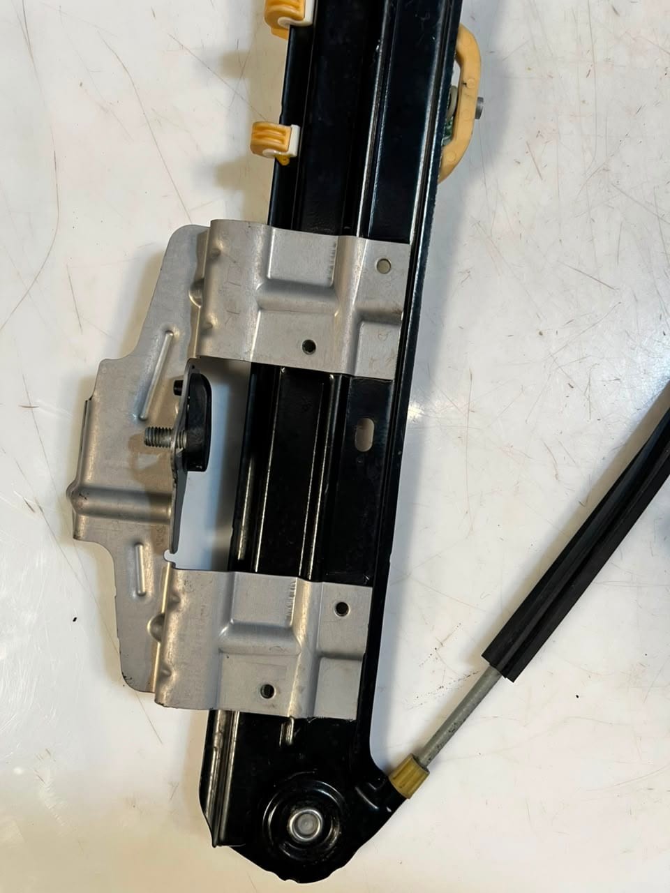 BMW 5' F07 Gran Turismo Rear Left Window Regulator with Motor 7197917 OEM