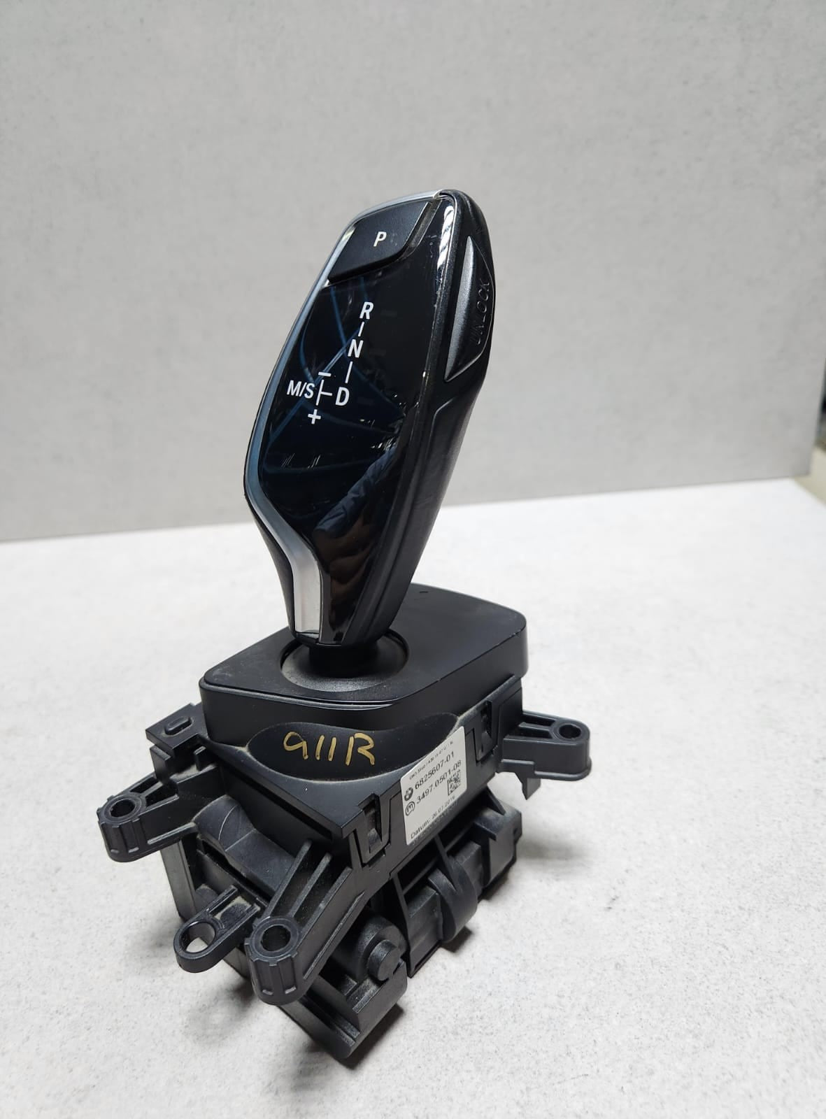 BMW Gear Selector Lever 6825607 7 Series G11 G12 RHD