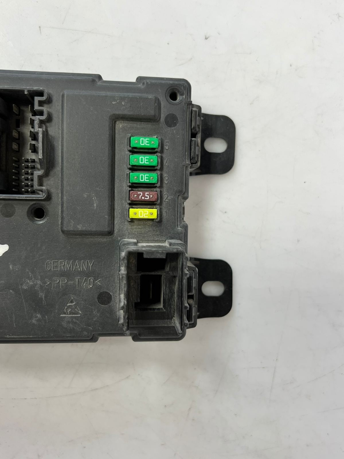 BMW F20 F21 F30 F31 REM Rear Electronic Module Fuse Box Control Unit V3 9274023