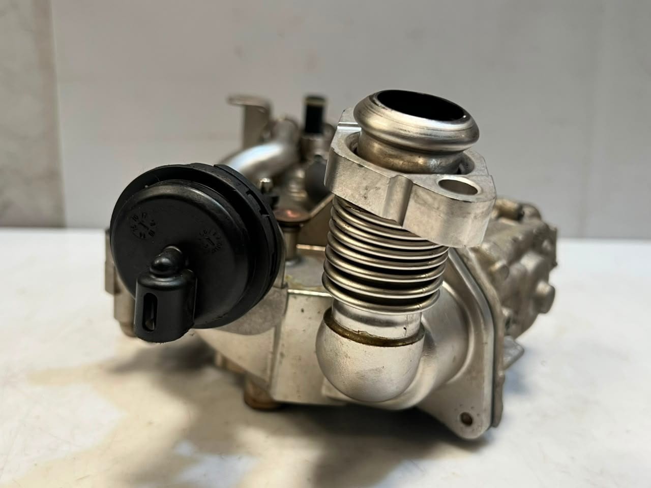 2010 BMW X3 3 5 Series F30/F31 F10/F11 F25 G01 F39 Egr Valve And Cooler 8513691