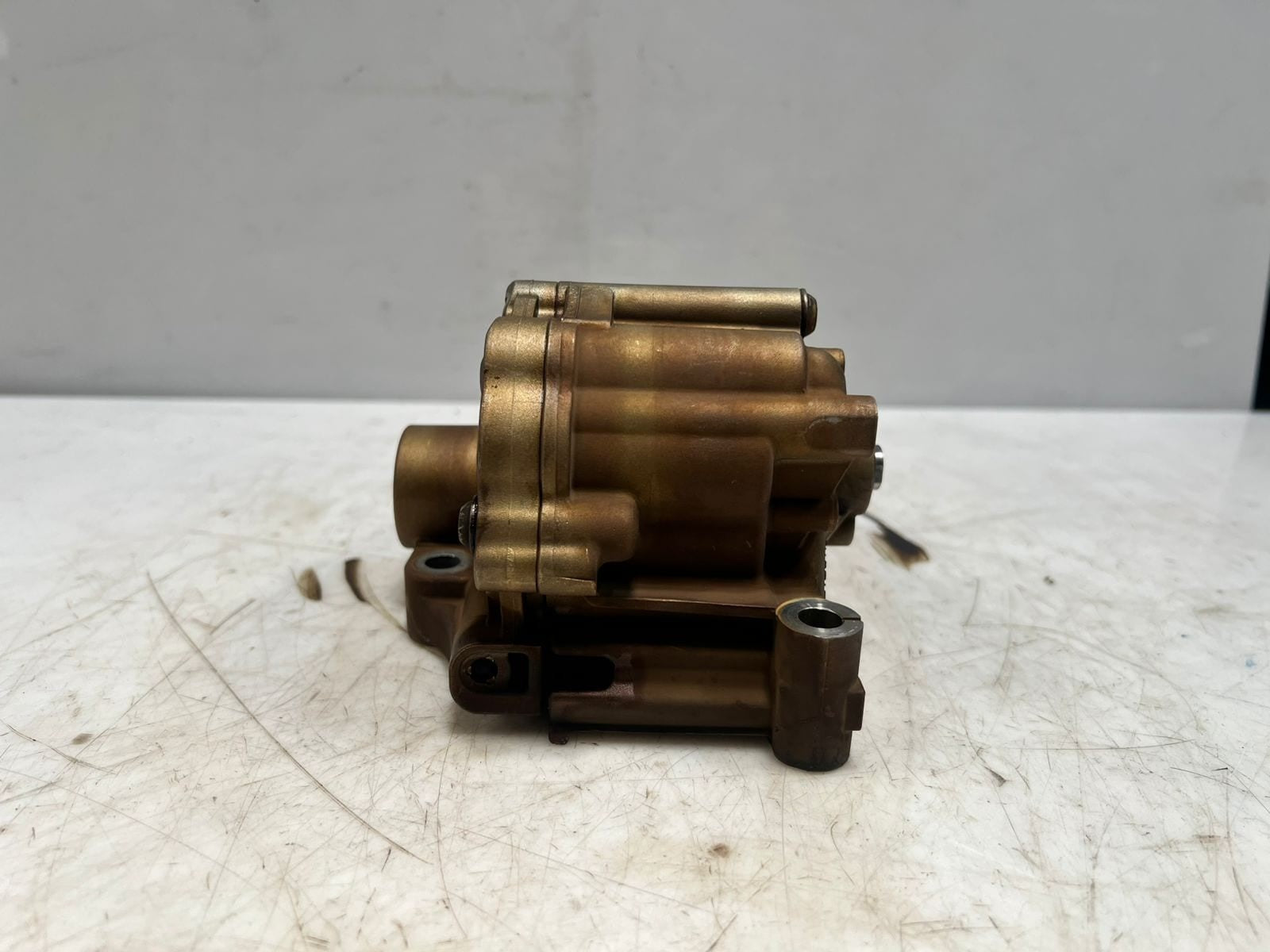 2008-2012 BMW 135i 335i 535i X3 X5 X6 N55B30A 3.0P Engine Oil Pump 7573747 OEM