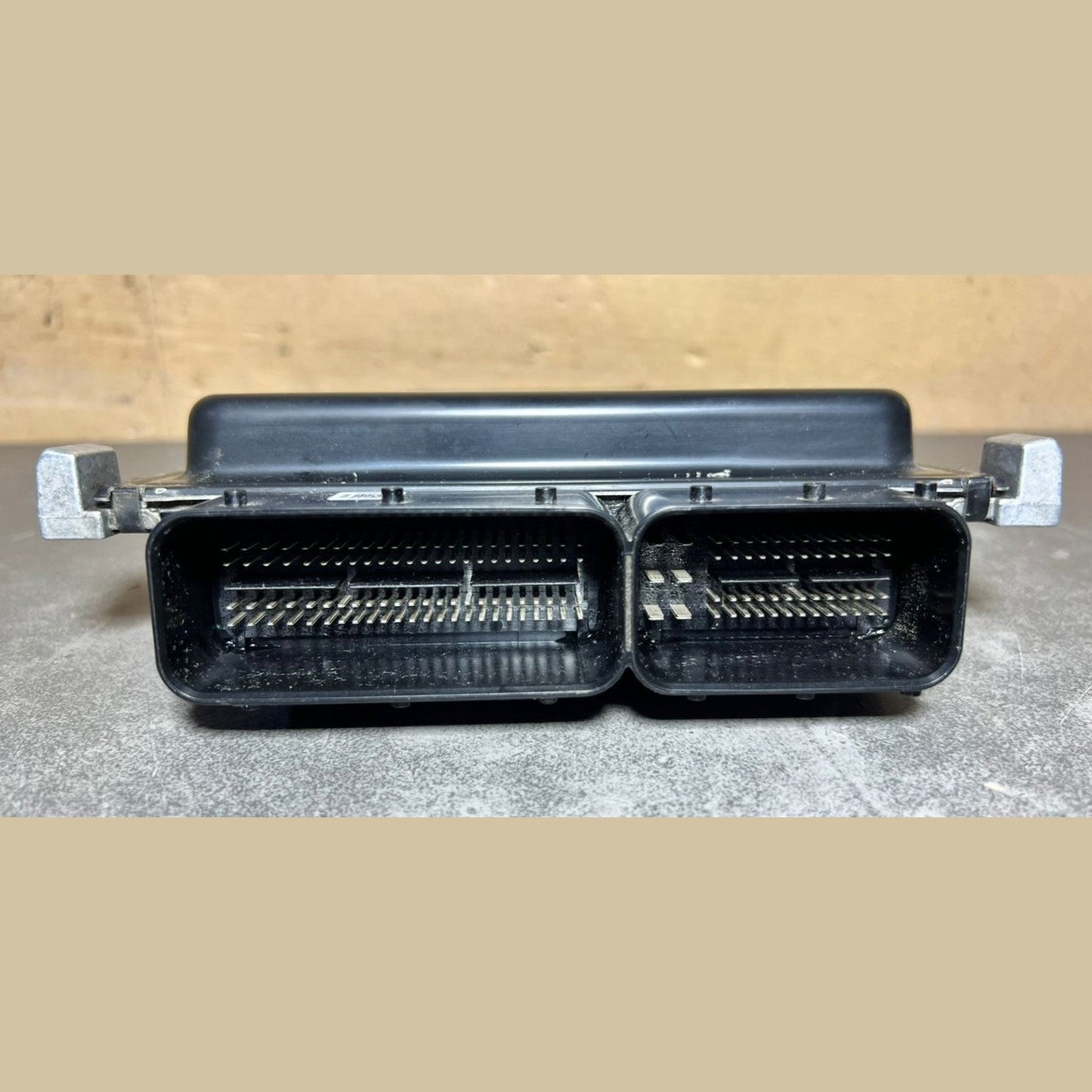 12-14 Mercedes Benz W204 C250 ECU ECM Engine Computer Control Module A2711500391