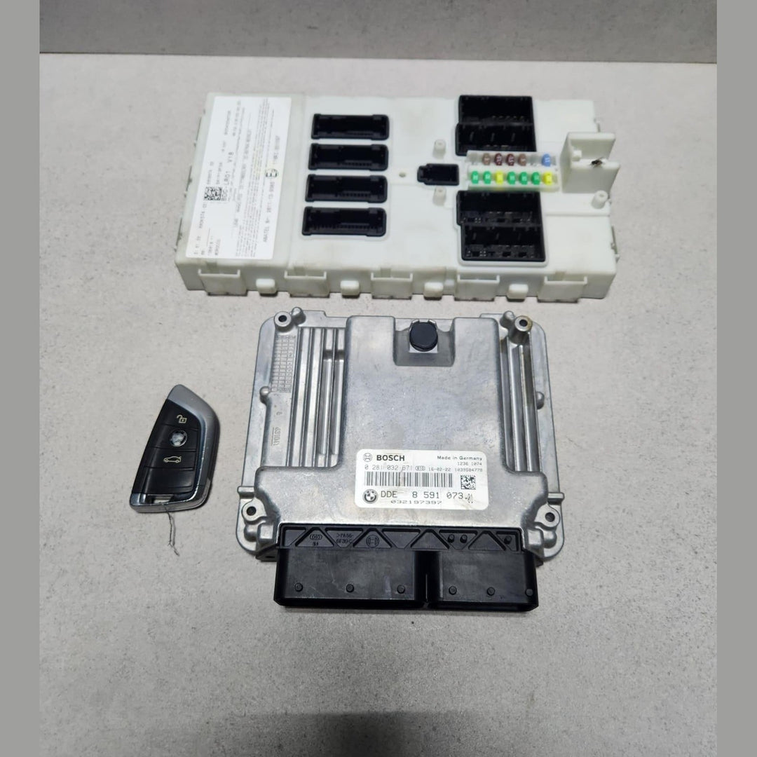 2015-2020 BMW X1 Engine Control Unit 8591073 320d and X1 2.0D F48