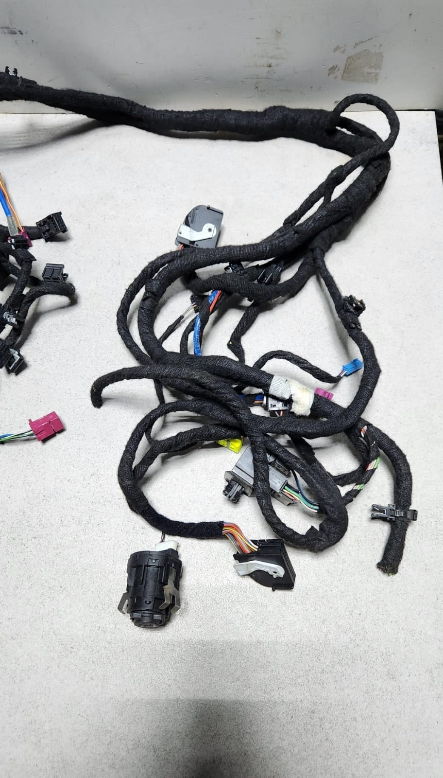 2017-2023 BMW 530i Front Door Wiring Harness 11107810 G30 5-Series and G80 M3