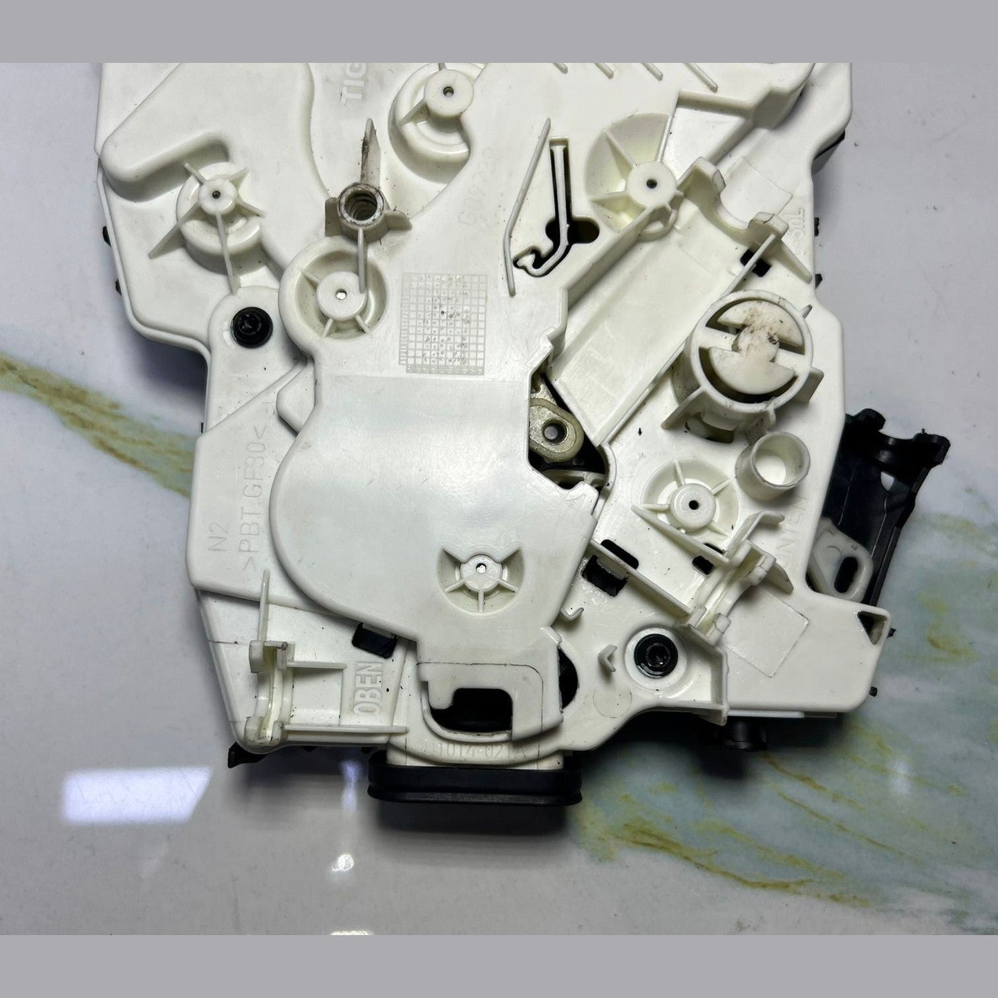 Genuine Mercedes-Benz Vito W447 Rear Sliding Actuator Door Lock A447 7302902 OEM