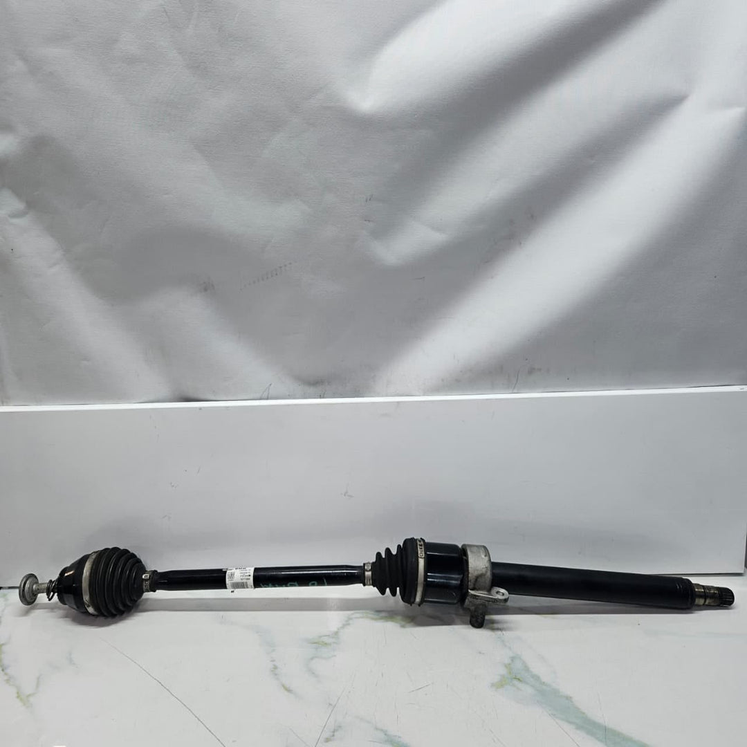 2014-2019 BMW i8 Rear Right Driveshaft 8611320