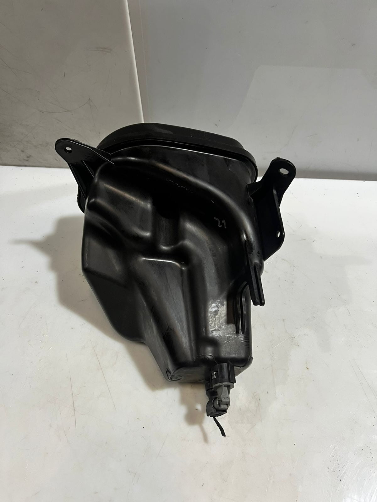 2008-2019 BMW X5 E70 F15 F85 X6 E71 F16 WATER Coolant Expansion Tank 7647290 OEM