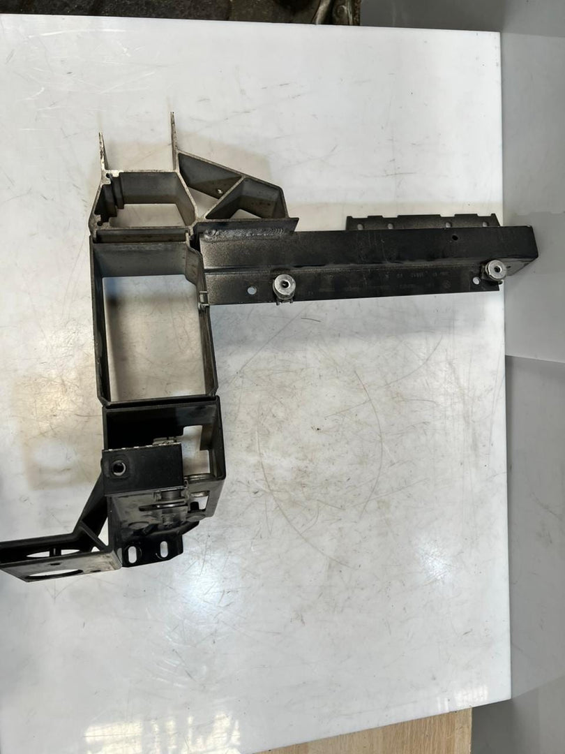 2015 BMW X3 F25 RADIATOR Front Reinforcement Support Bar BRACKET 7210500 OEM