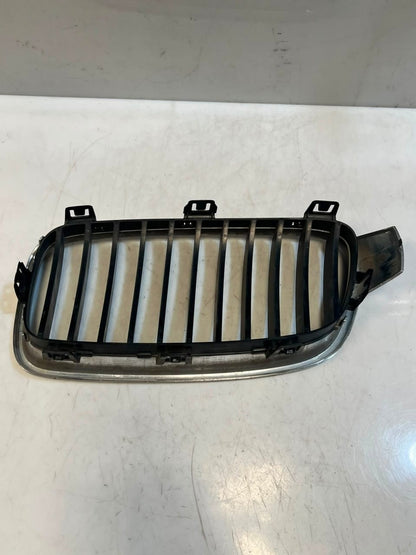 2012-2016 BMW 328i and F30/F31/F35 3 Series Front Grille 7295436 OEM