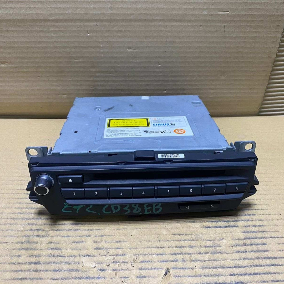 BMW Radio Navigation Head Unit 9258278 3 Series E90 E91 and 1 Series E81 models.