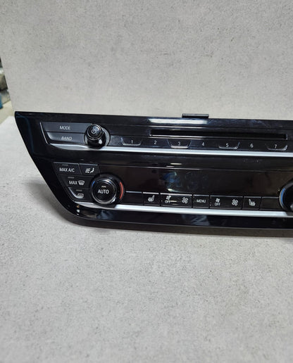 2017-2020 BMW 530i Climate Control Switch 6834441 5 Series G30 G31
