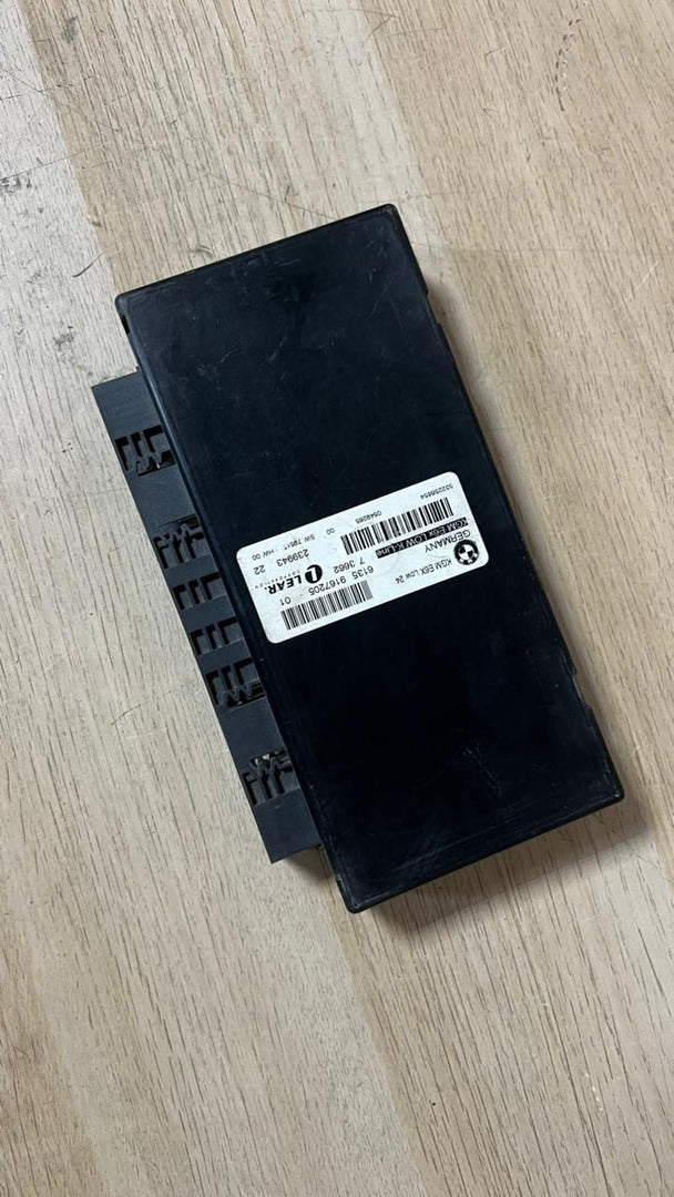 BMW Body Gateway Control Module 9167205 5 and 6 Series E60 E61 E63 E64