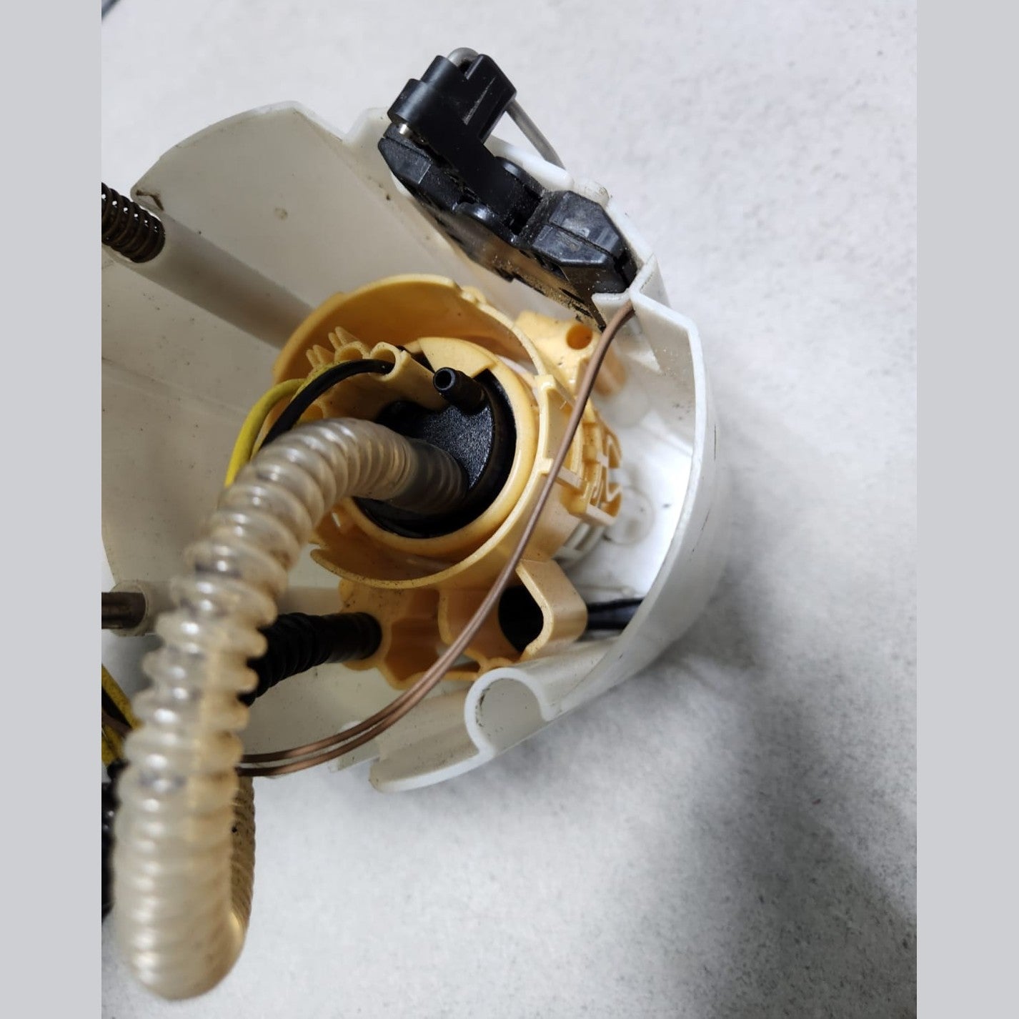 BMW FEUL PUMP DIESEL F48 X1 B47 2.0D ASSYMBLE 7300843