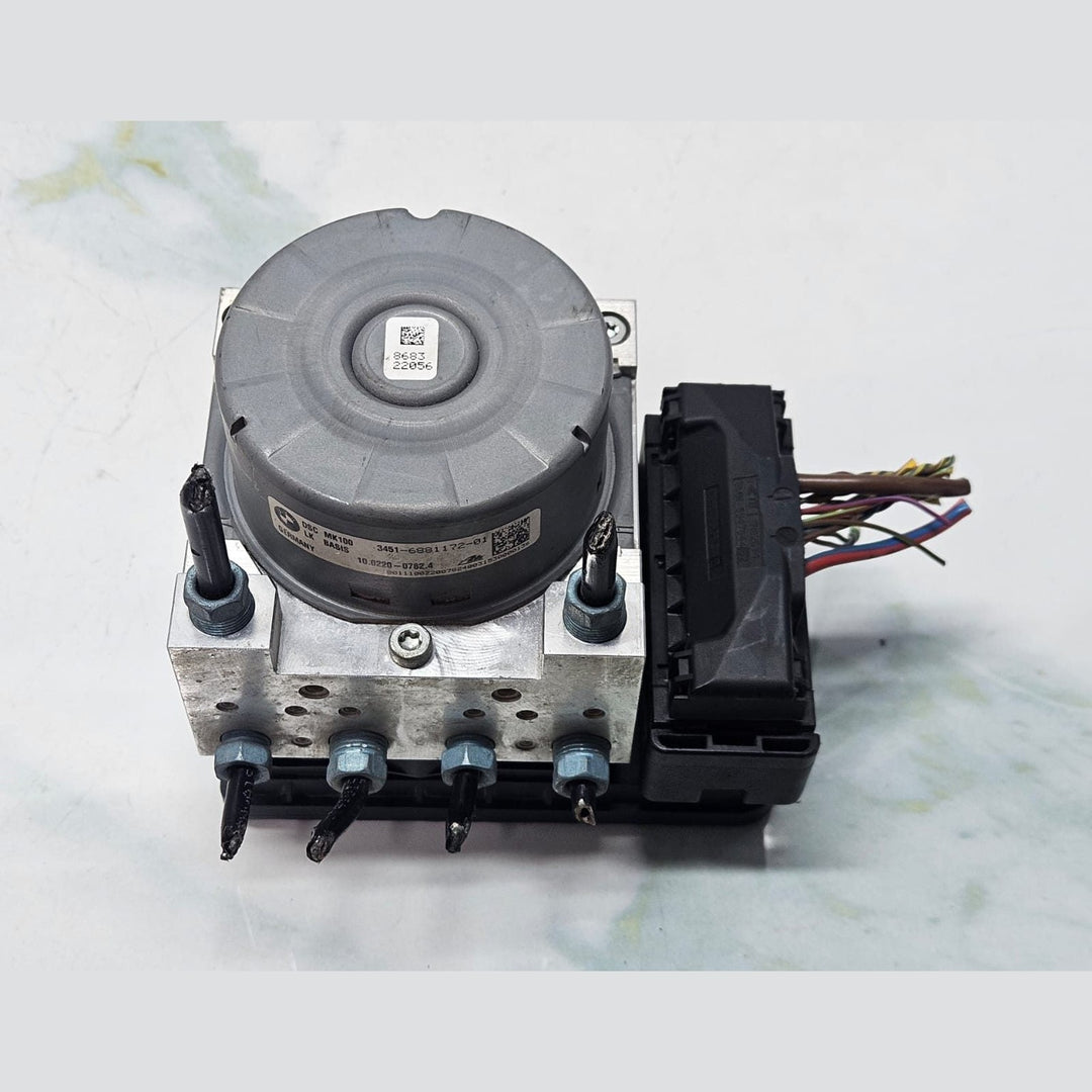 2016 BMW 320i Abs Pump Control Module 6881173