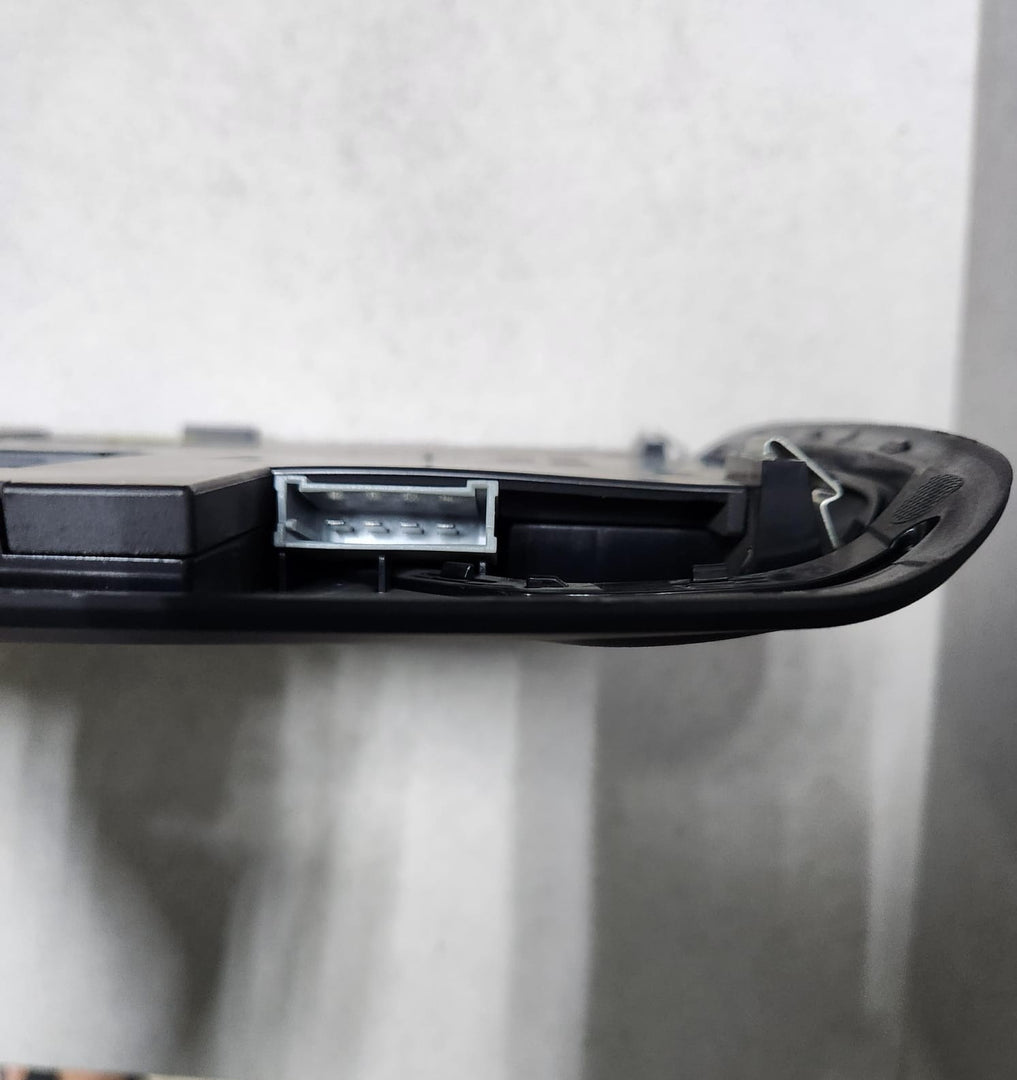 2018-2023 BMW X3 Interior Lighting Front 682901001 X3 G30 5 Series G26 