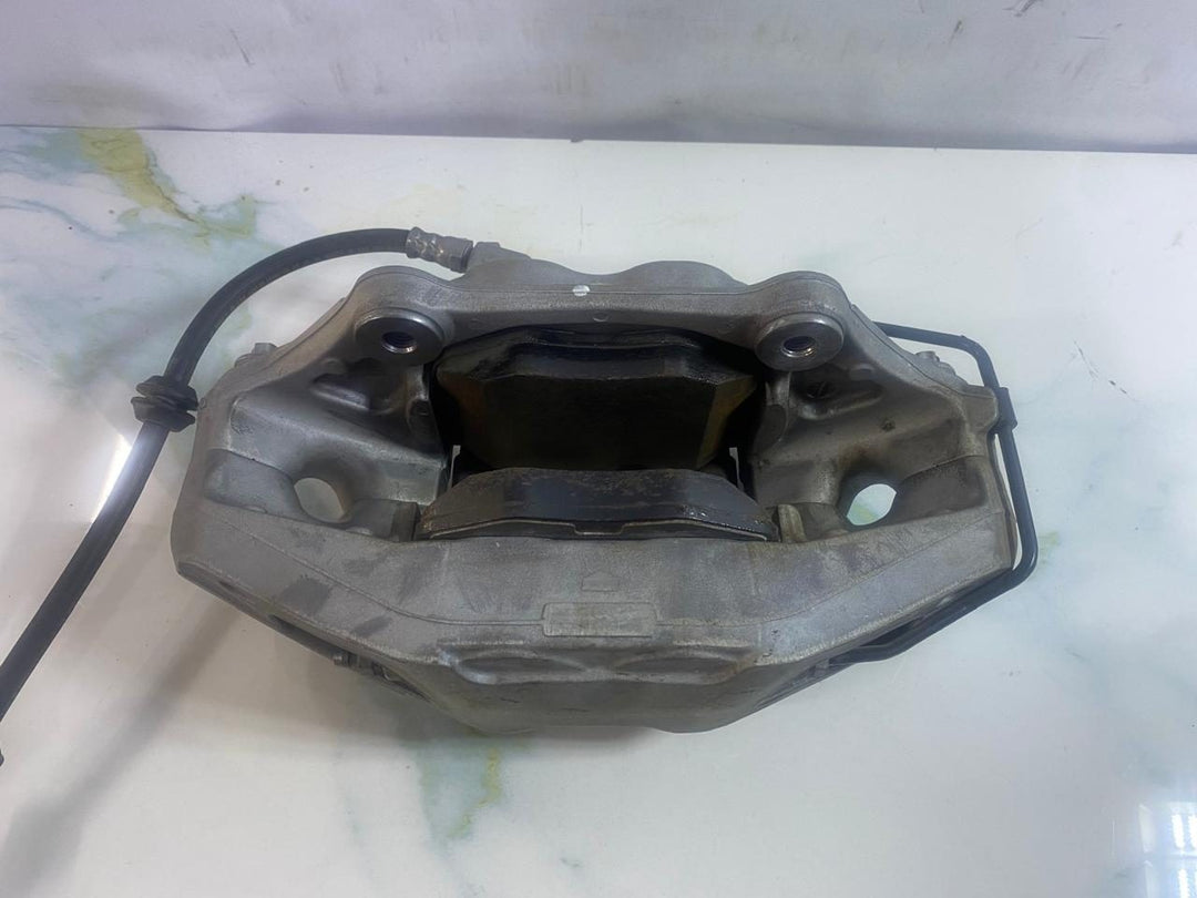 OEM BMW front brake caliper for 2019-2025 X5, X6, X7 models G05 G06 G07  8843332