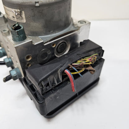 2014-2016 BMW F30 328i,328i ABS Anti-Lock Brake Pump Module 6870912