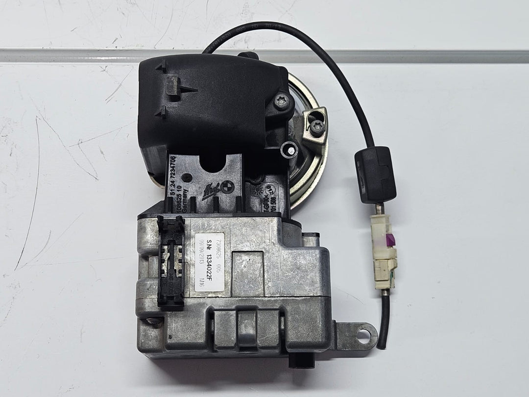 BMW 6 SERIES F06 F12 F13 REAR VIEW REVERSING CAMERA WITH CASING BADGE 7308625