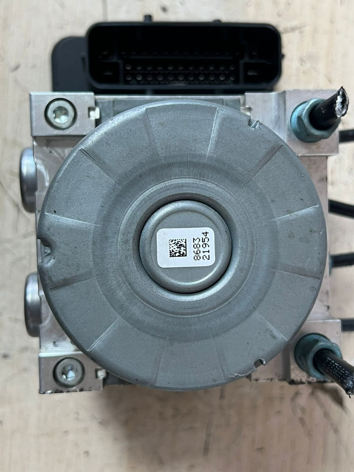 2016 BMW 1, 2 SERIES F22 F30 F87 320i Abs Pump Control Module 6881173