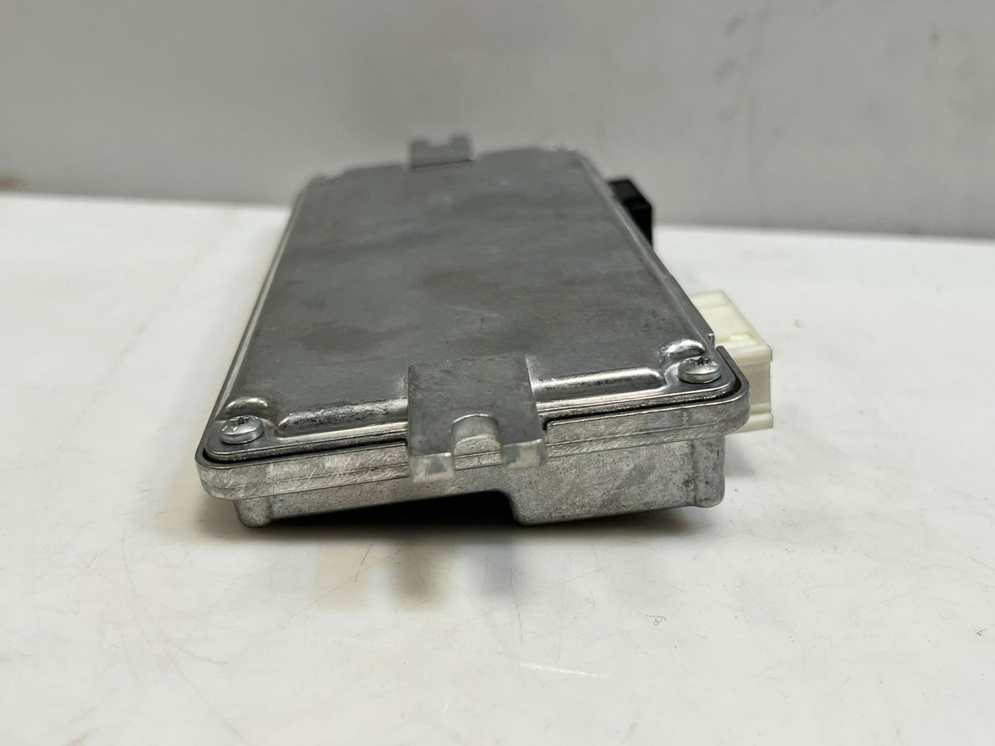 2016 BMW G30 G11 G12 5 Series 750Li Surround View Camera Control Module 9867034